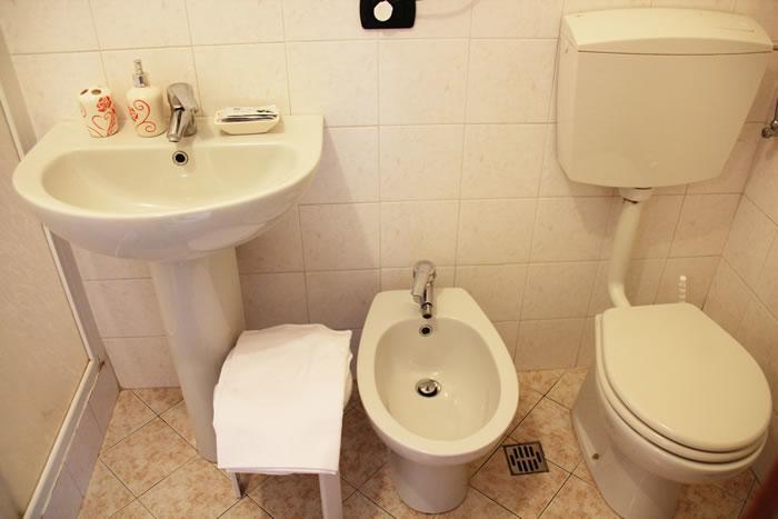 Hotel La Terrazza Peschiera del Garda Pokój zdjęcie