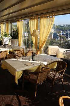 Hotel La Terrazza Peschiera del Garda Zewnętrze zdjęcie